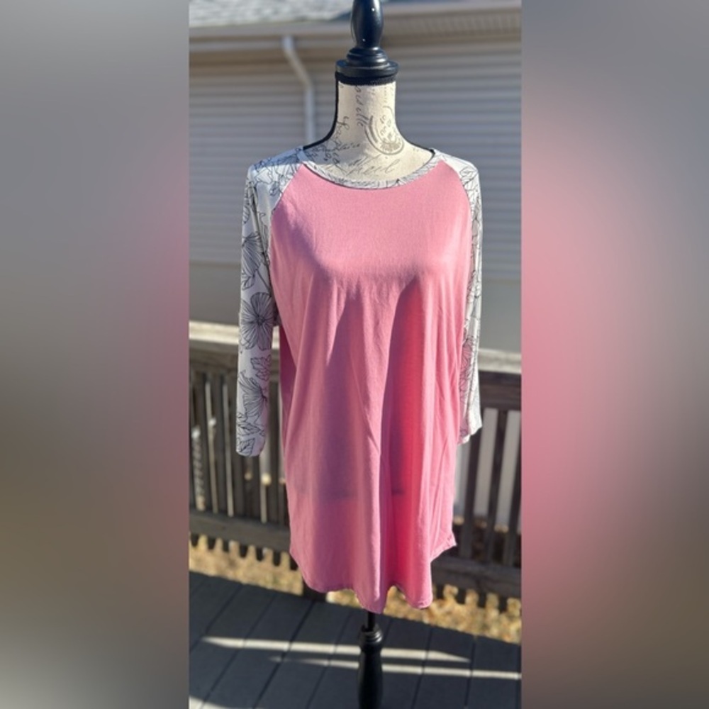Lularoe Randy Pink Floral Sleeve Baseball Raglan Shirt XL​​